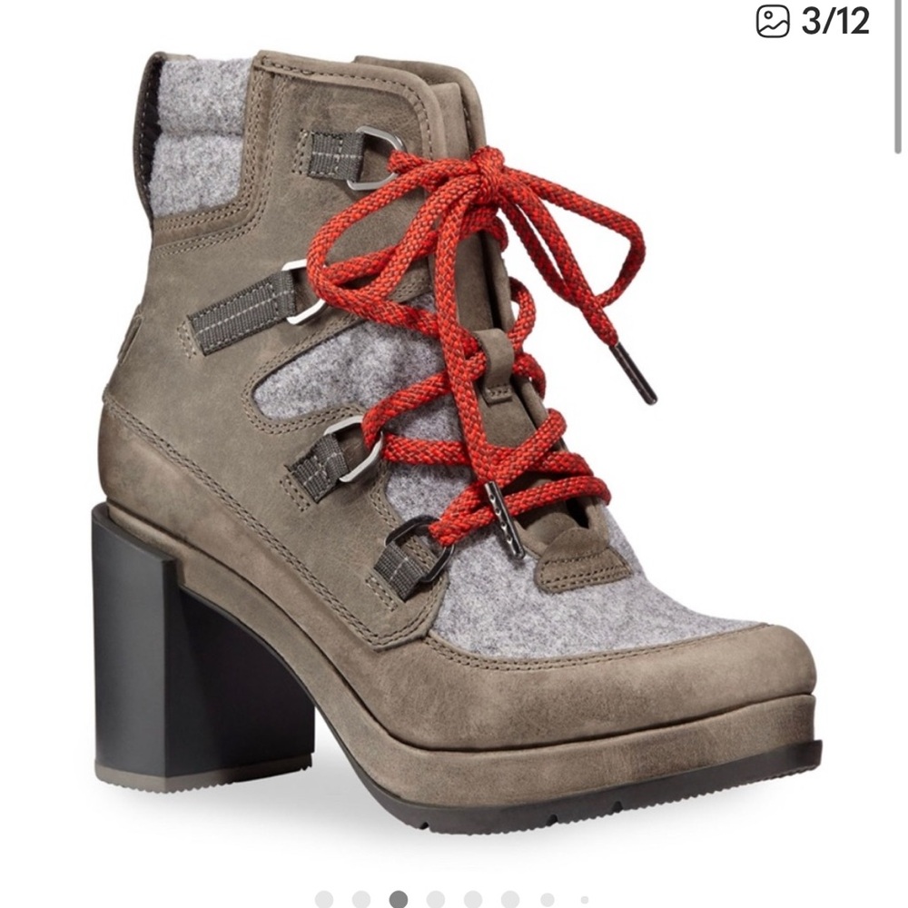 New Sorel Blake waterproof lace boots